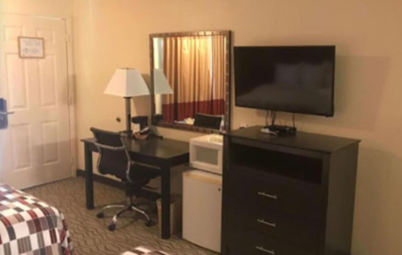 American Inn كورسيكانا المظهر الخارجي الصورة