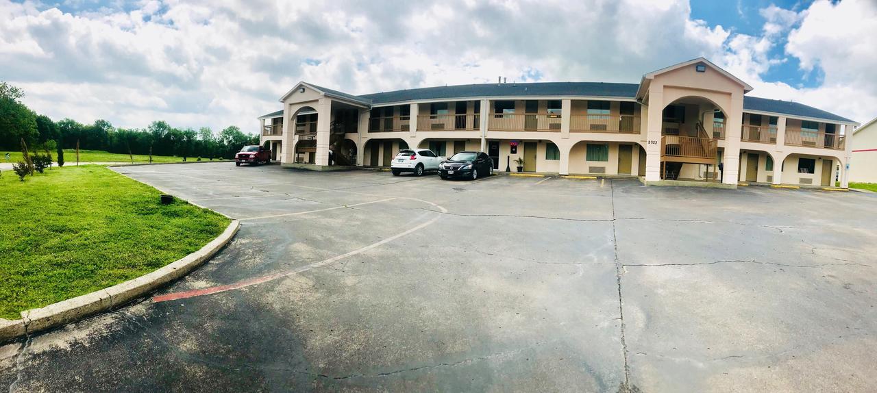 American Inn كورسيكانا المظهر الخارجي الصورة